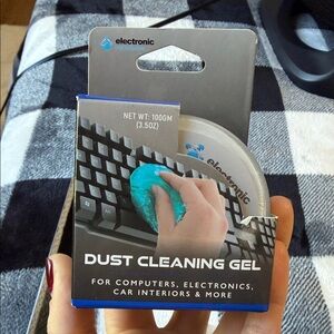 NIB Blue Dust Cleaning Gel